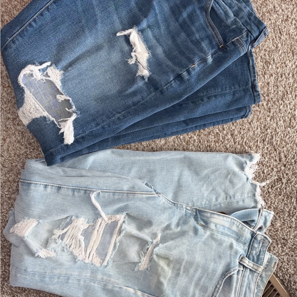 American Eagle Outfitters Blue and Light Blue Boyfriend Jeans